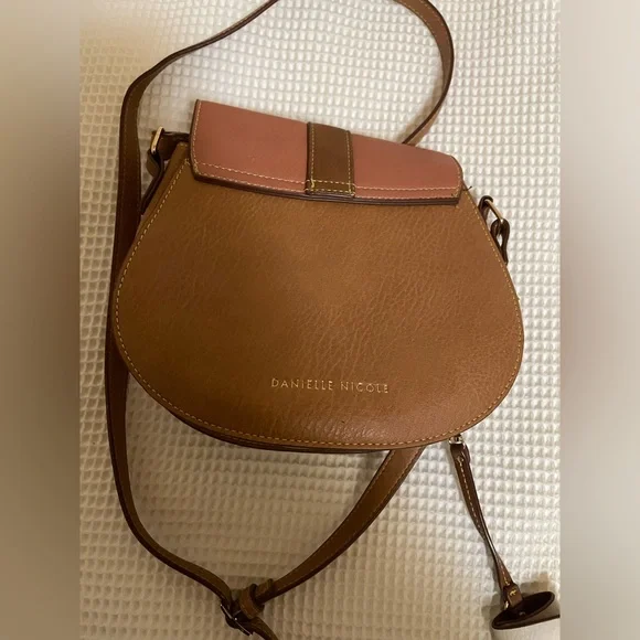 Disney Danielle Nicole  Tangled Flynn Ryder Crossbody Bag - Picture 8 of 12